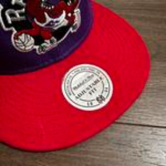 Mitchell & Ness Toronto Raptors Snapback Hat Purple Red Vintage - Picture 2 of 6